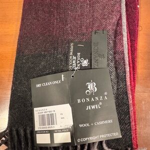 Bonanza Jewel Wool & Cashmere Scarf - Black and Red
